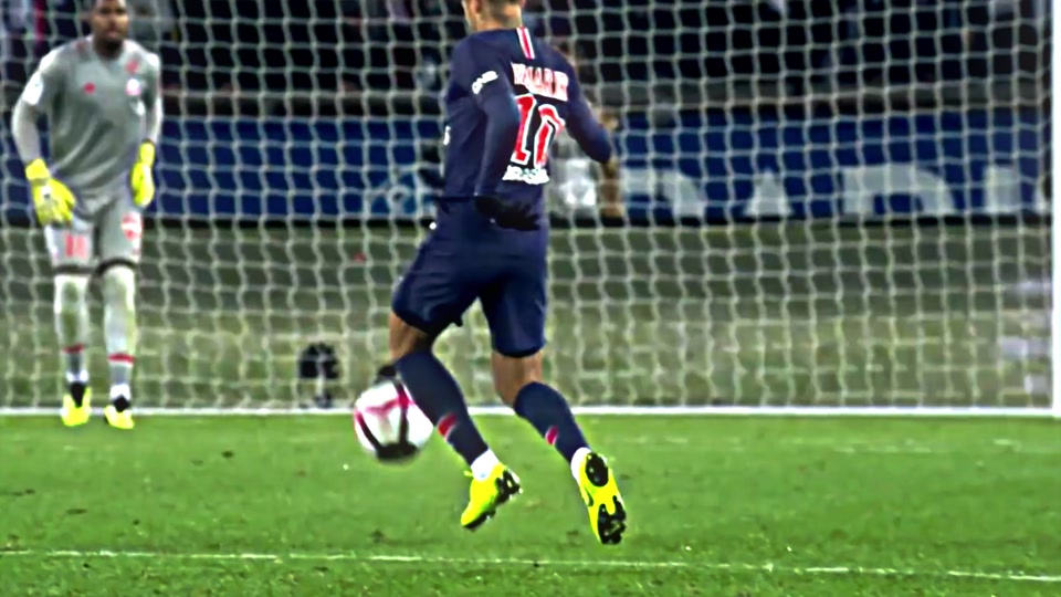 巴萨客战贝蒂斯名单：莱万、亚马尔领衔，费尔明、德容回归（巴萨客战贝蒂斯大名单：莱万、亚马尔领衔，德容、费尔明复出）